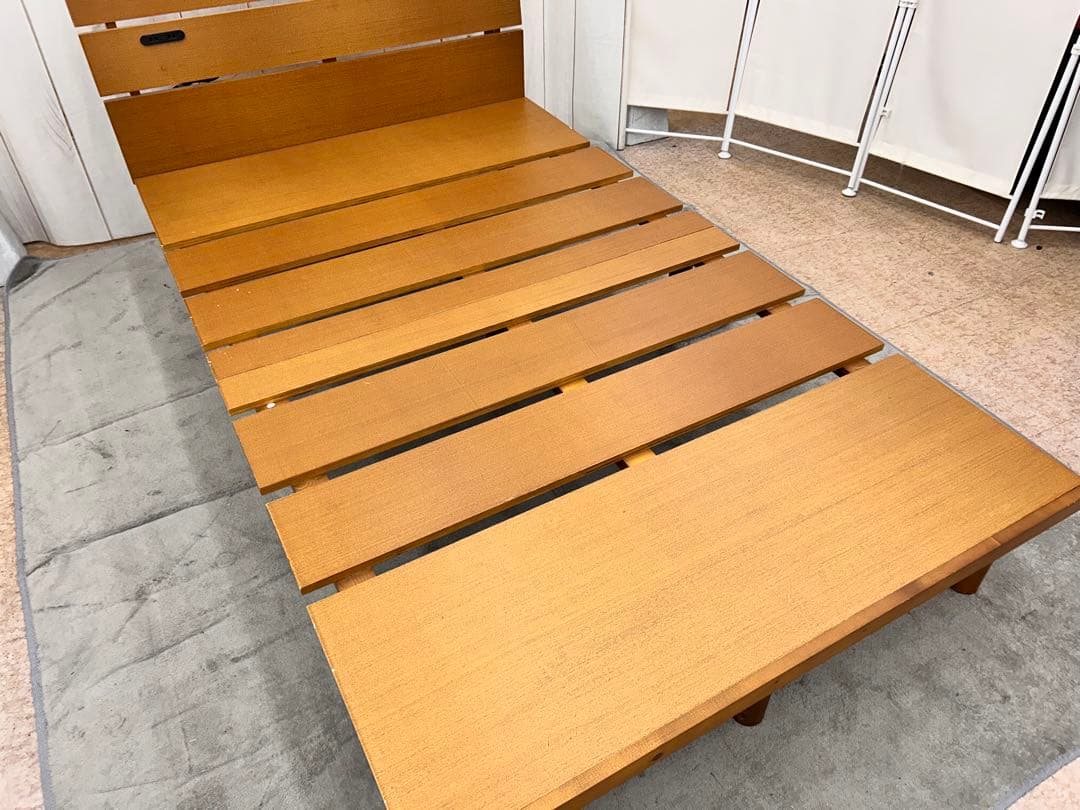 セミダブルフレーム