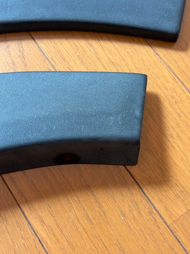 キャラバンNV350用オーバーダウンフェンダートリム