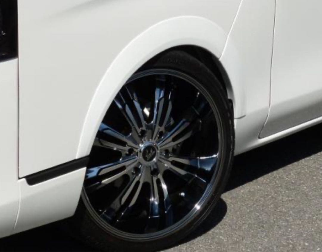 キャラバンNV350用オーバーダウンフェンダートリム