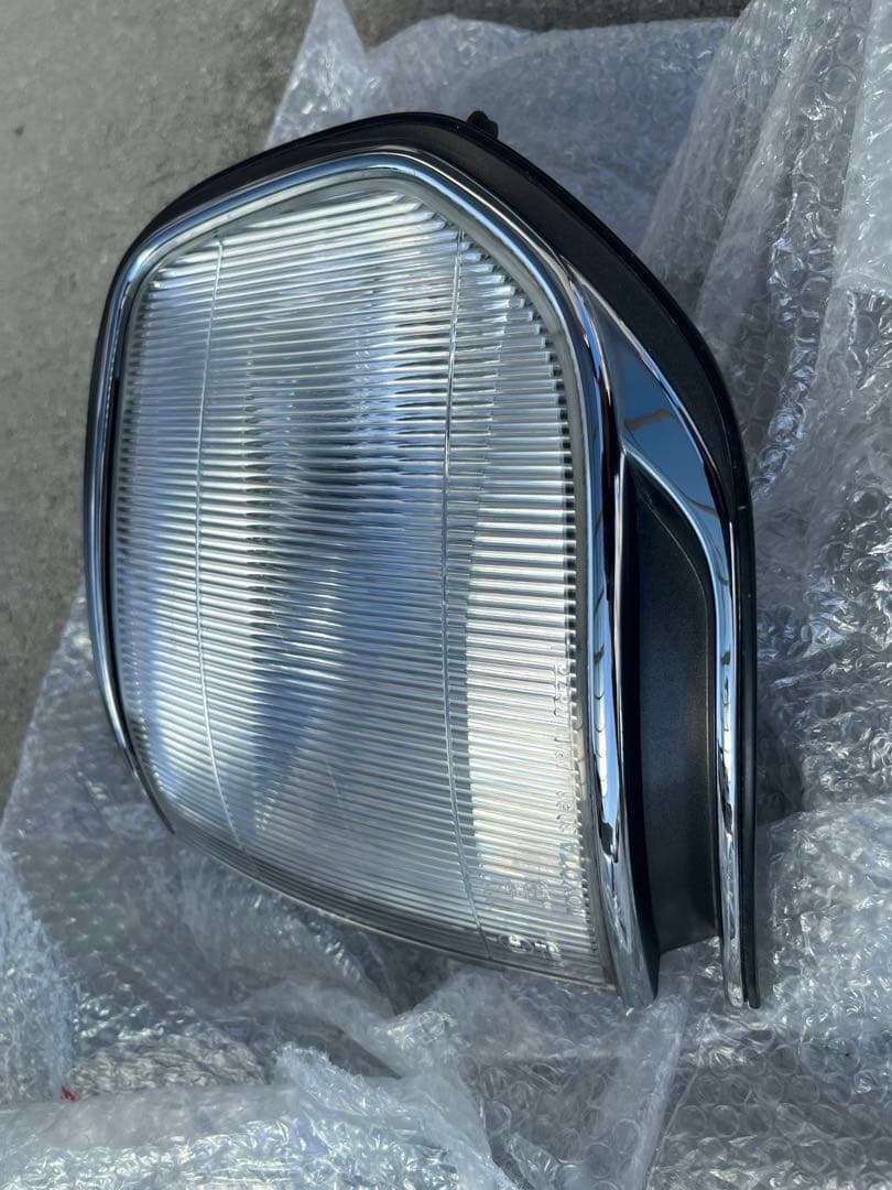 ほじほじページ ランドクルーザー　80純正　ランプ