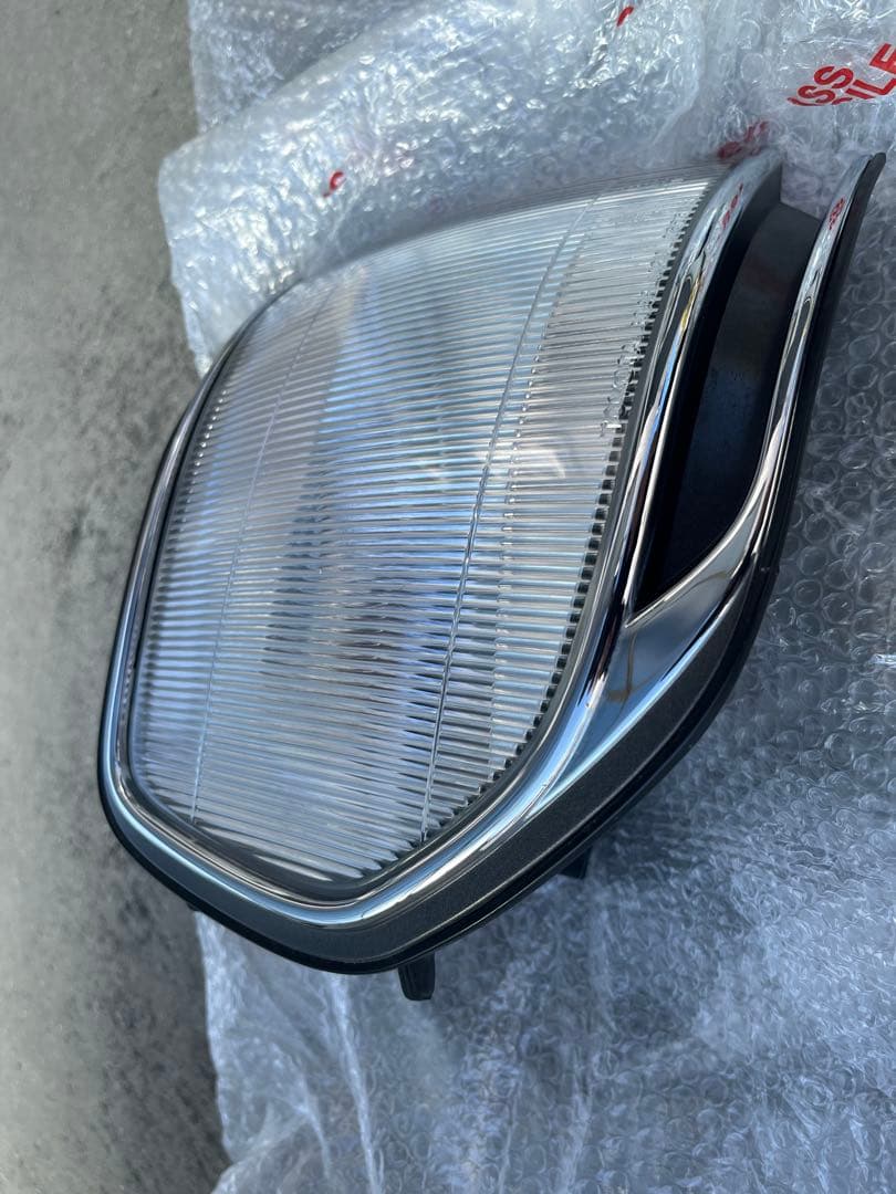 ほじほじページ ランドクルーザー　80純正　ランプ