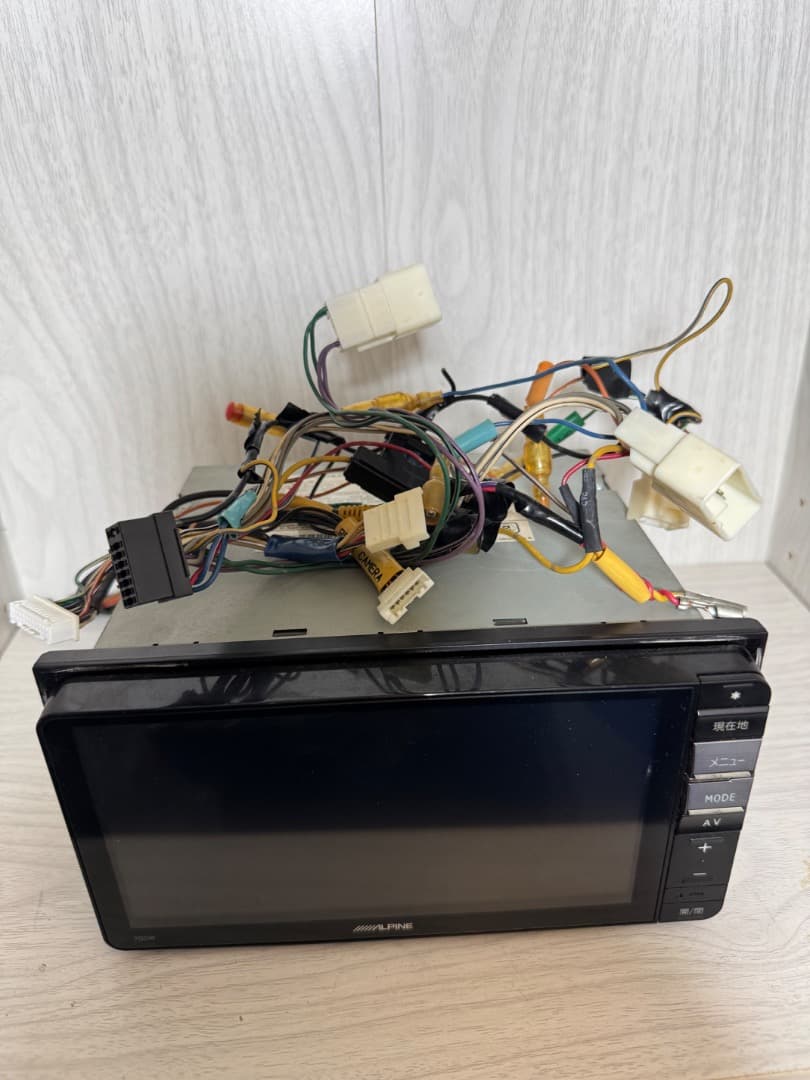 ALPINE カーナビ 700W HDMI