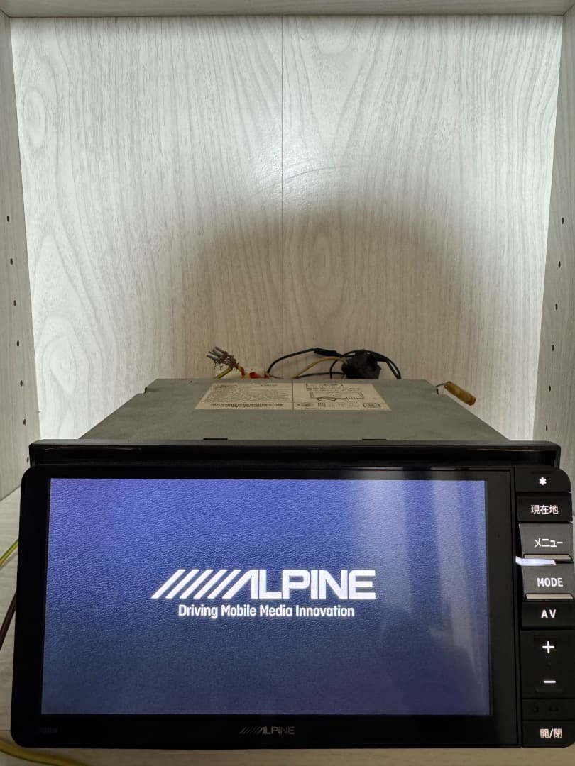 ALPINE カーナビ 700W HDMI