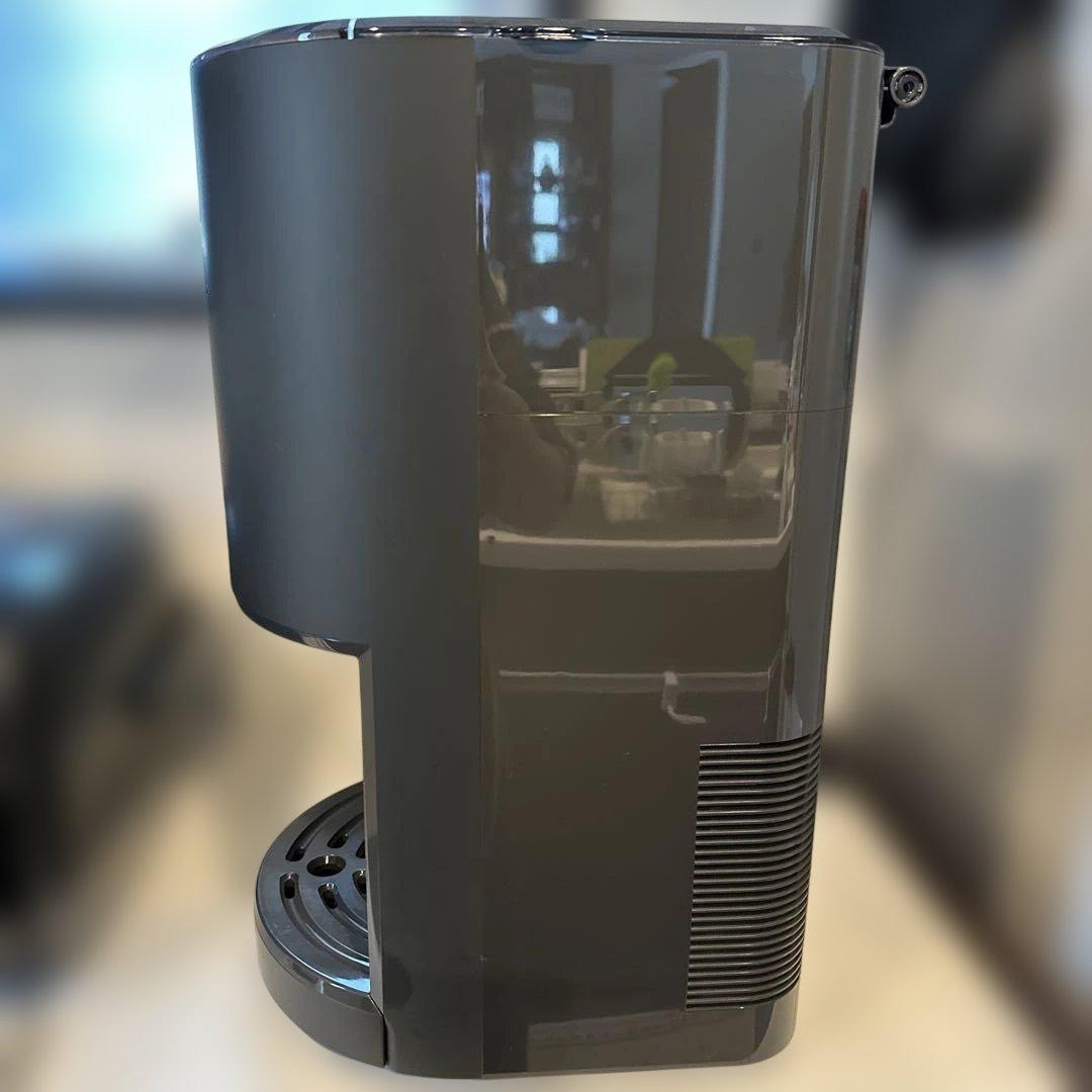 every frecious mini ウォーターサーバー　カートリッジ3つ付き