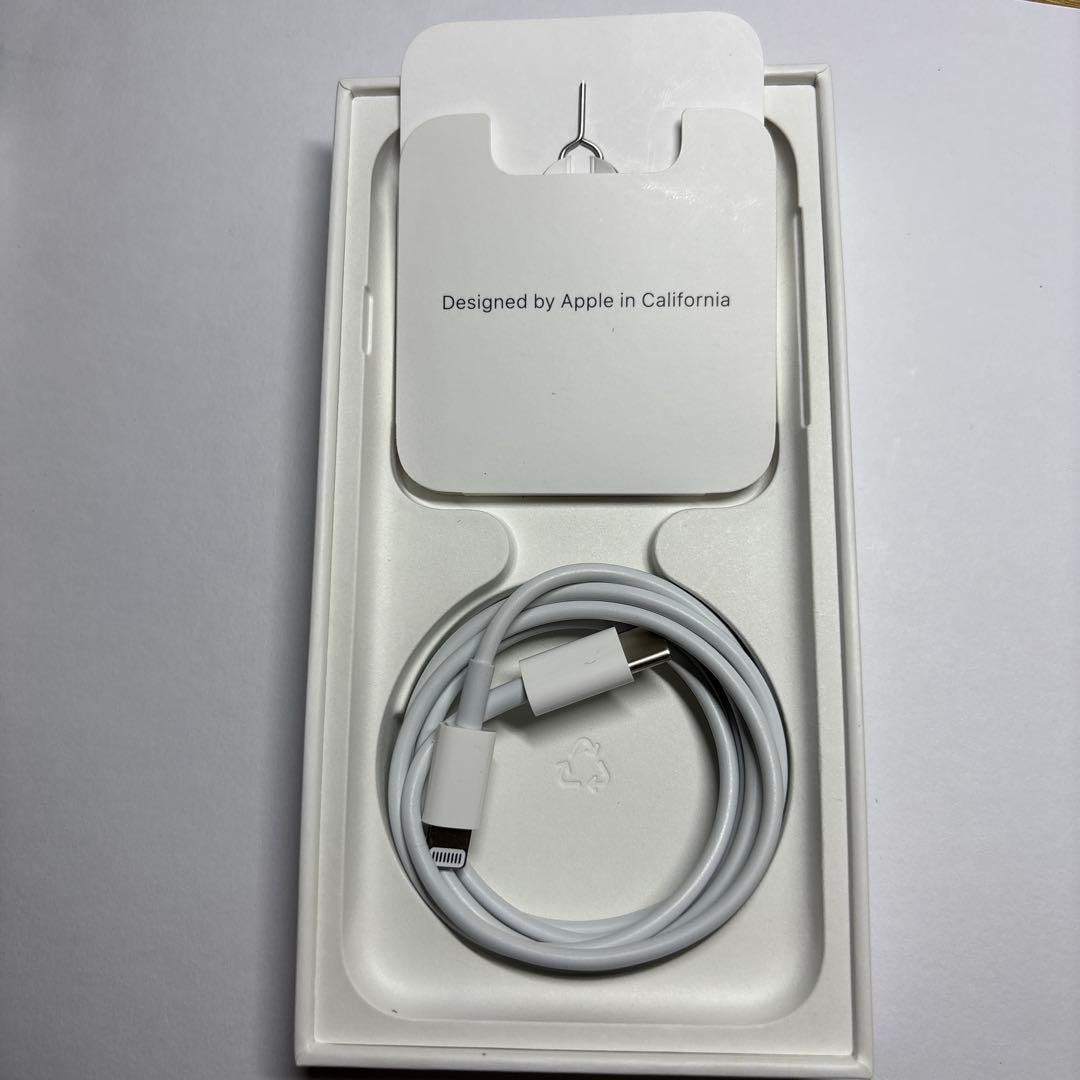 【シムフリー】iPhone SE3 第3世代 64GBスターライト 本体