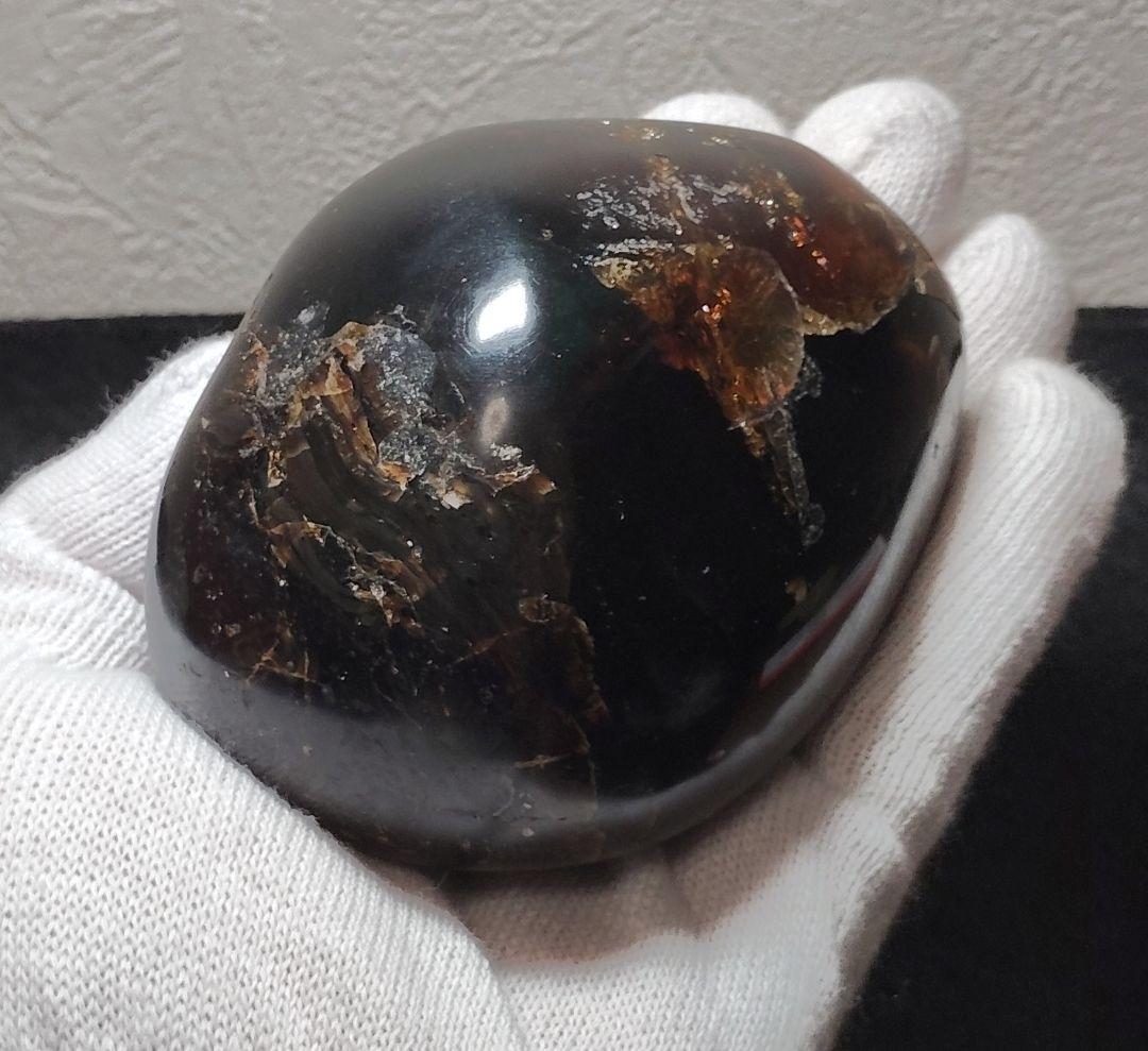 お*ち様 特大　ブルーアンバー タンブル　インドネシアスマトラ 琥珀 鏡面磨き