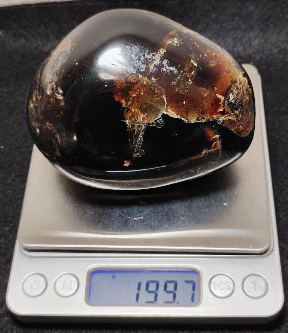 お*ち様 特大　ブルーアンバー タンブル　インドネシアスマトラ 琥珀 鏡面磨き