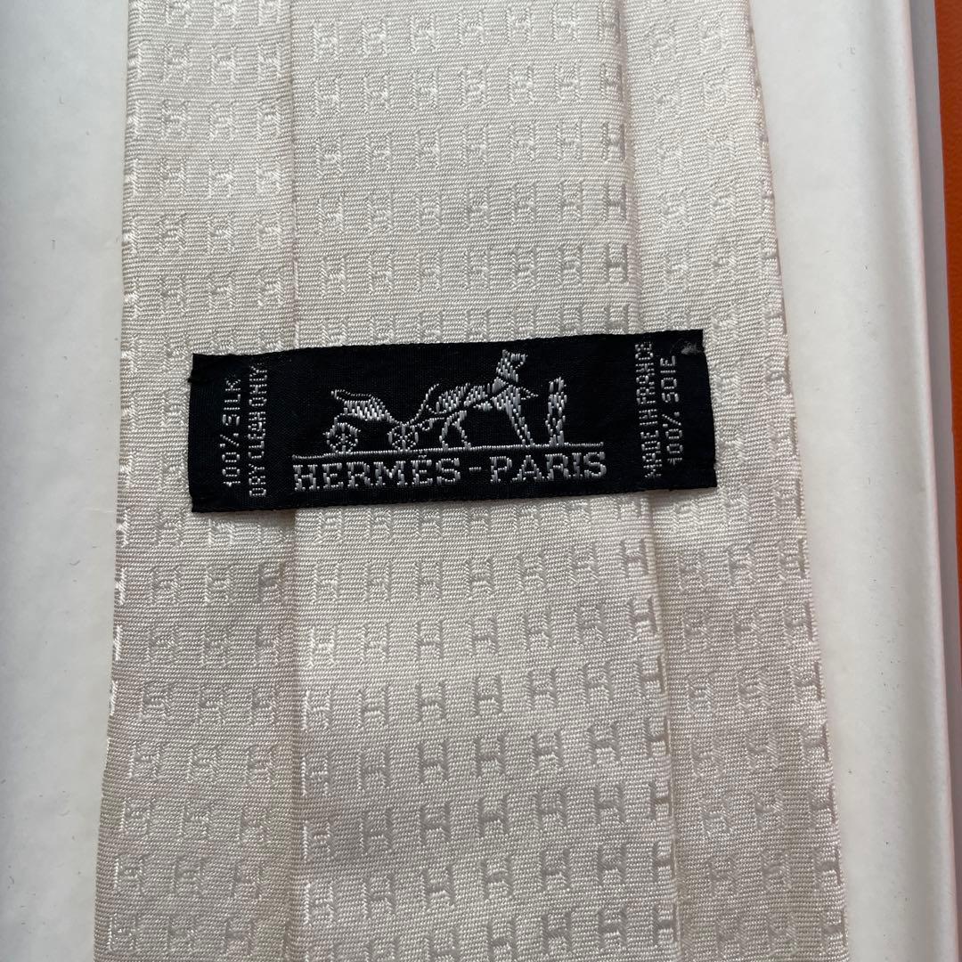 HERMES エルメス ネクタイ H柄 ホワイト