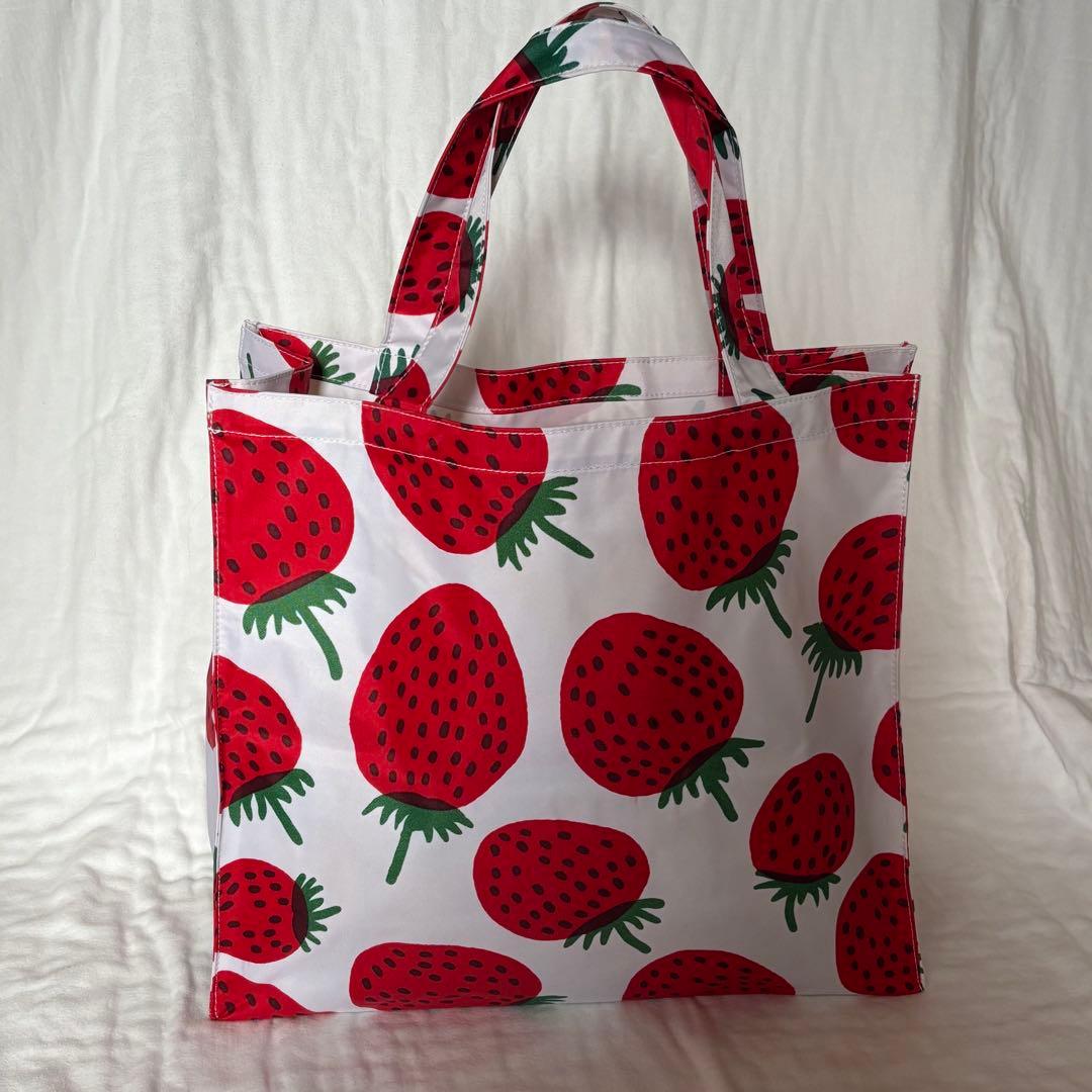 マリメッコ　マンシッカ　いちご　バッグ　レア　おまけ付き