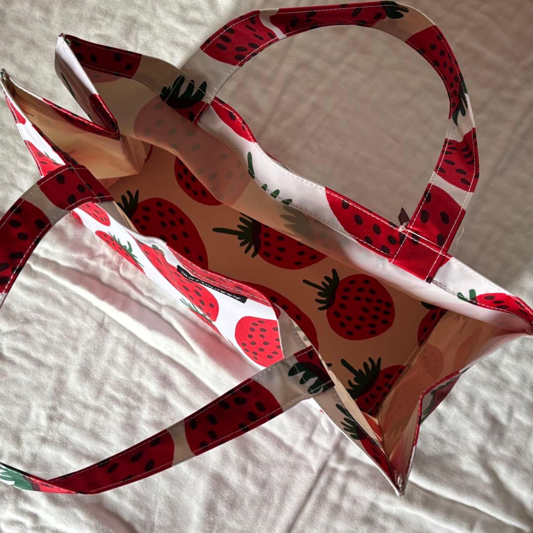 マリメッコ　マンシッカ　いちご　バッグ　レア　おまけ付き