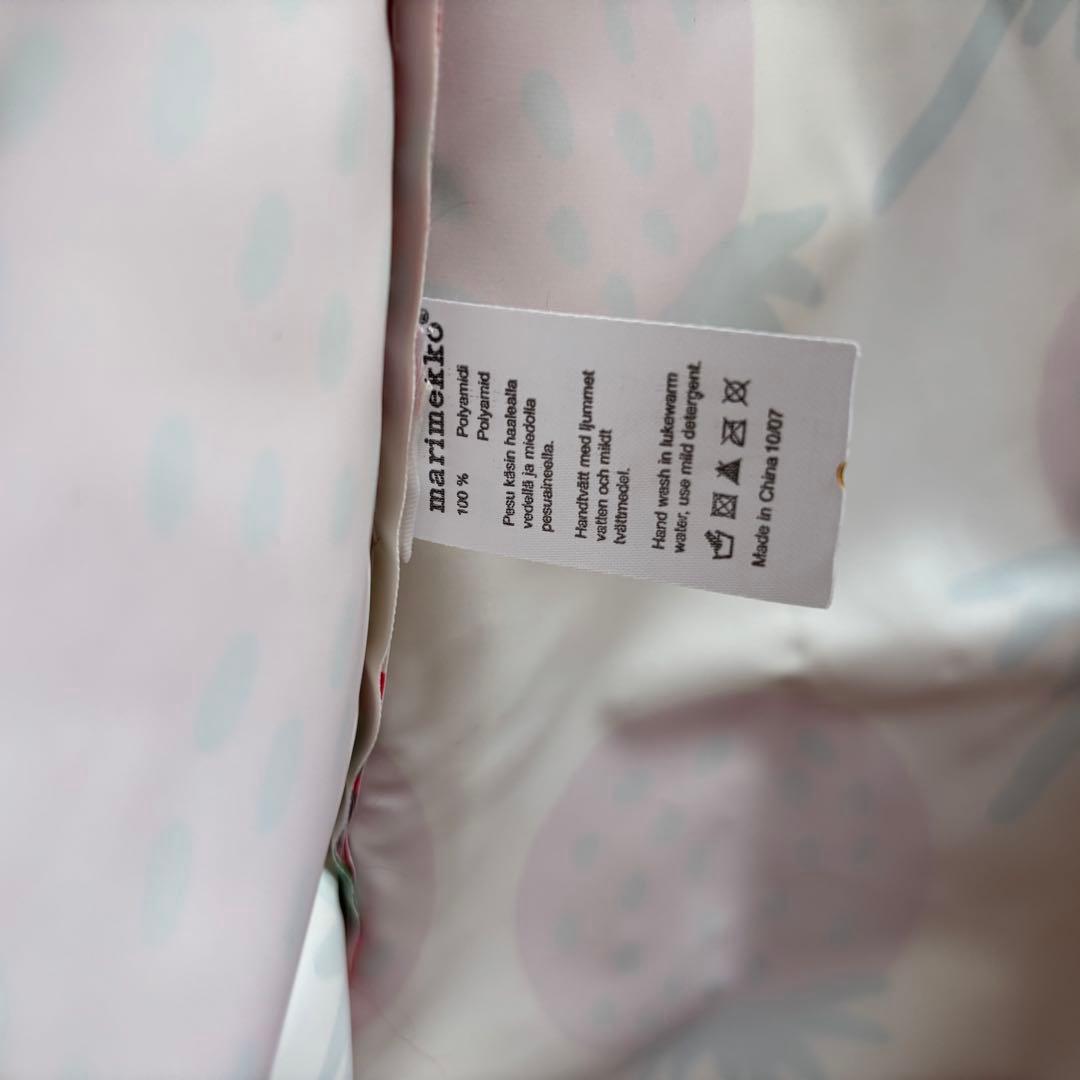 マリメッコ　マンシッカ　いちご　バッグ　レア　おまけ付き