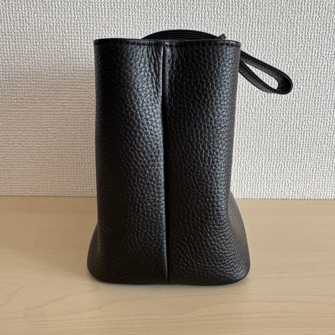 Hush Tug 巾着レザーバッグ ブラック