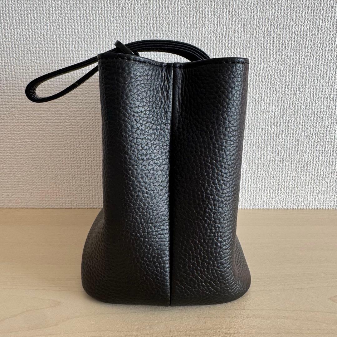 Hush Tug 巾着レザーバッグ ブラック