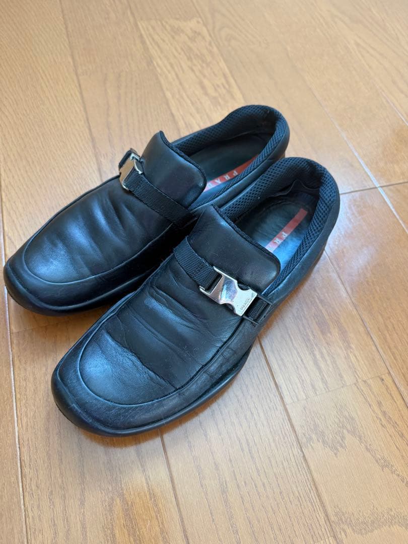 ブラックレザー ストラップローファー