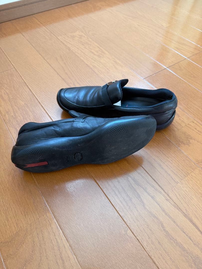 ブラックレザー ストラップローファー