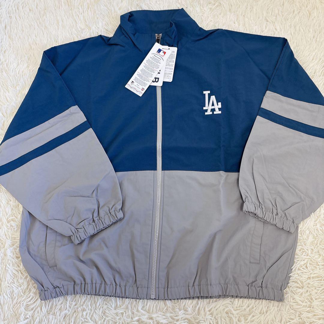 専用 未使用　ロサンゼルス　ドジャース　セットアップ　ドロップショルダー