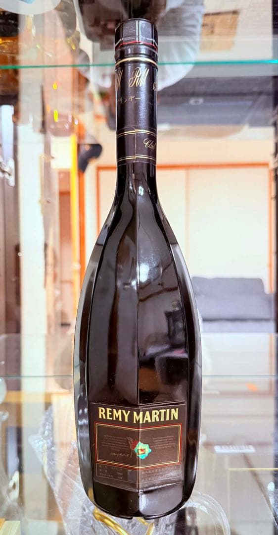 ブランデー REMY MARTIN CLUB SPECIAL 700ml.