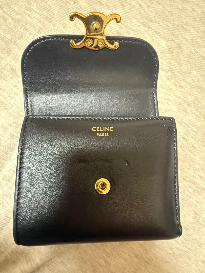 CELINE スモール フラップウォレット トリオンフ ブラック　財布