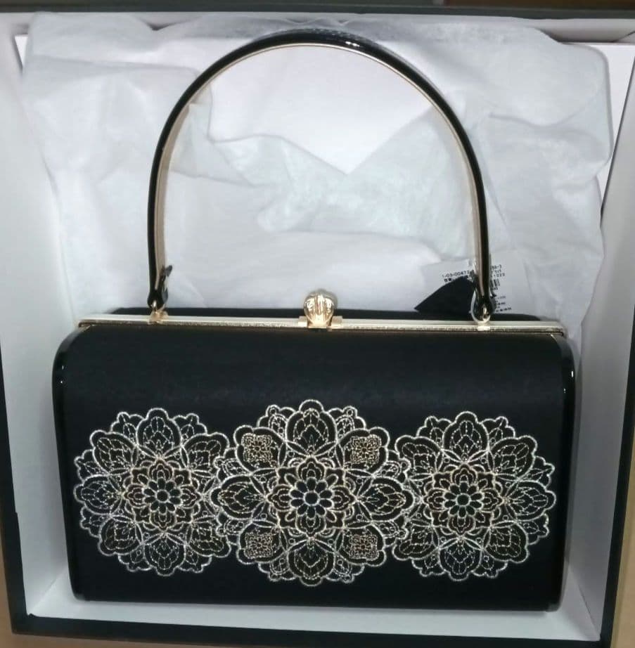 高級 草履・バッグ　刺繍 ラインストーン 厚底　豪華　成人式（振袖）卒業式（袴）