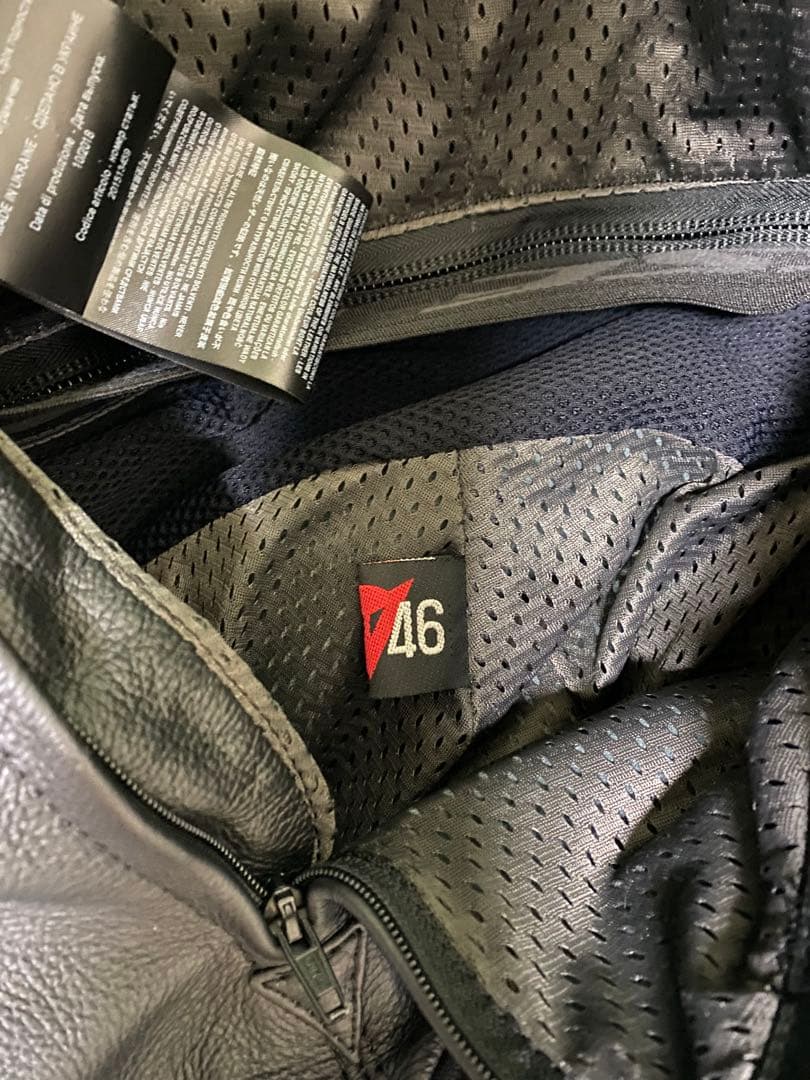 ダイネーゼ　セパレート　レーシングスーツ