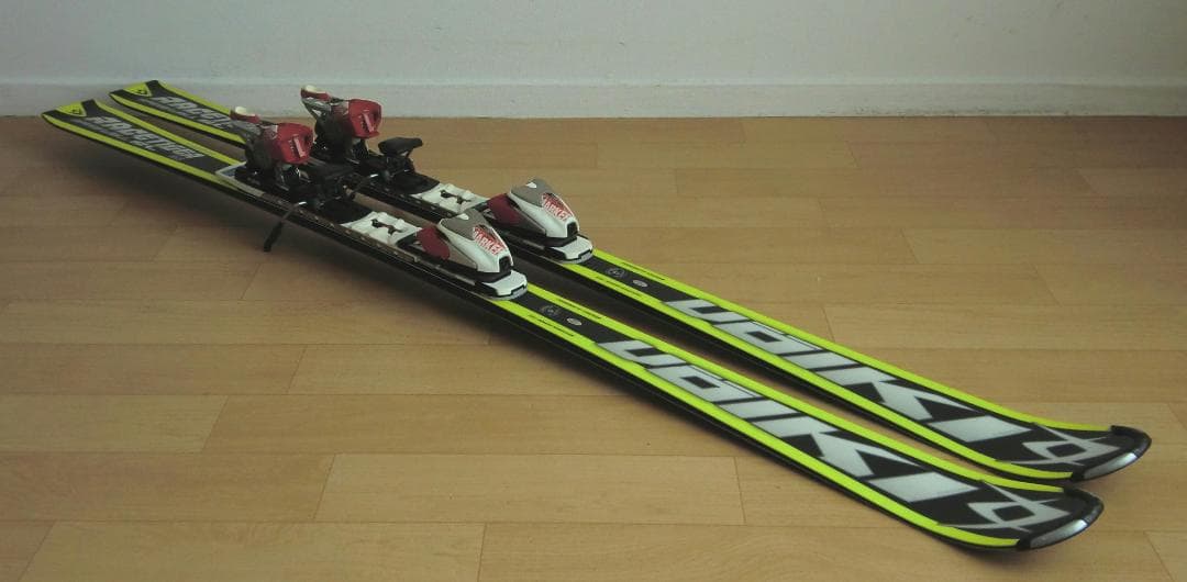 ■■送料無料■VOLKL■RACETIGER SPEEDWALL■165cm■■