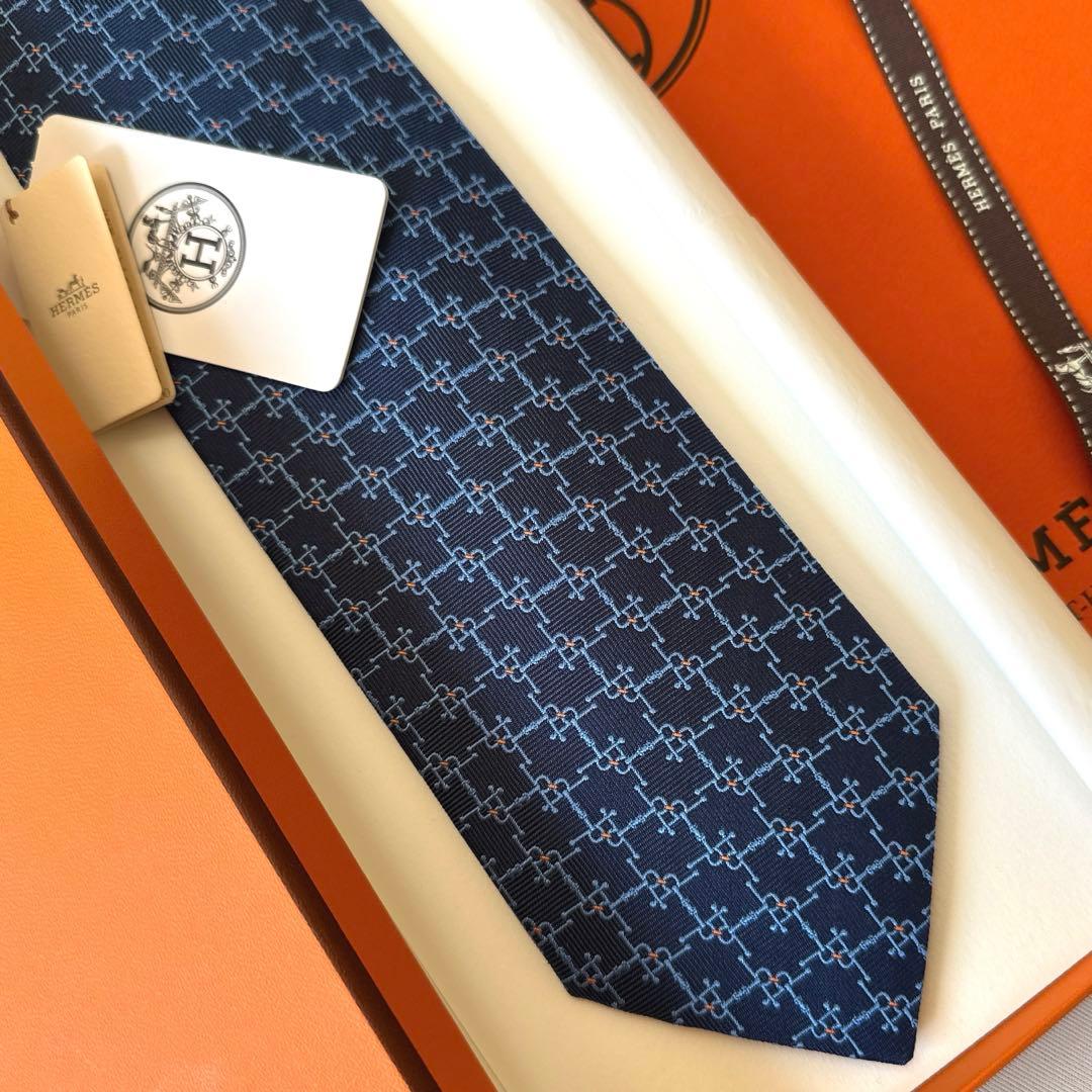 エルメス ネクタイ《乗馬のサーキット》新品　未使用