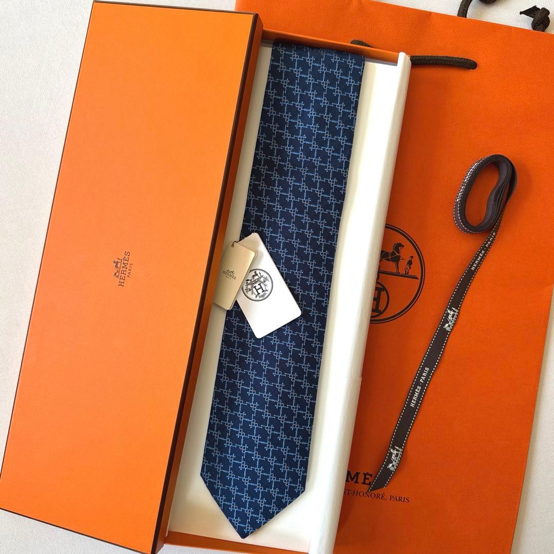 エルメス ネクタイ《乗馬のサーキット》新品　未使用