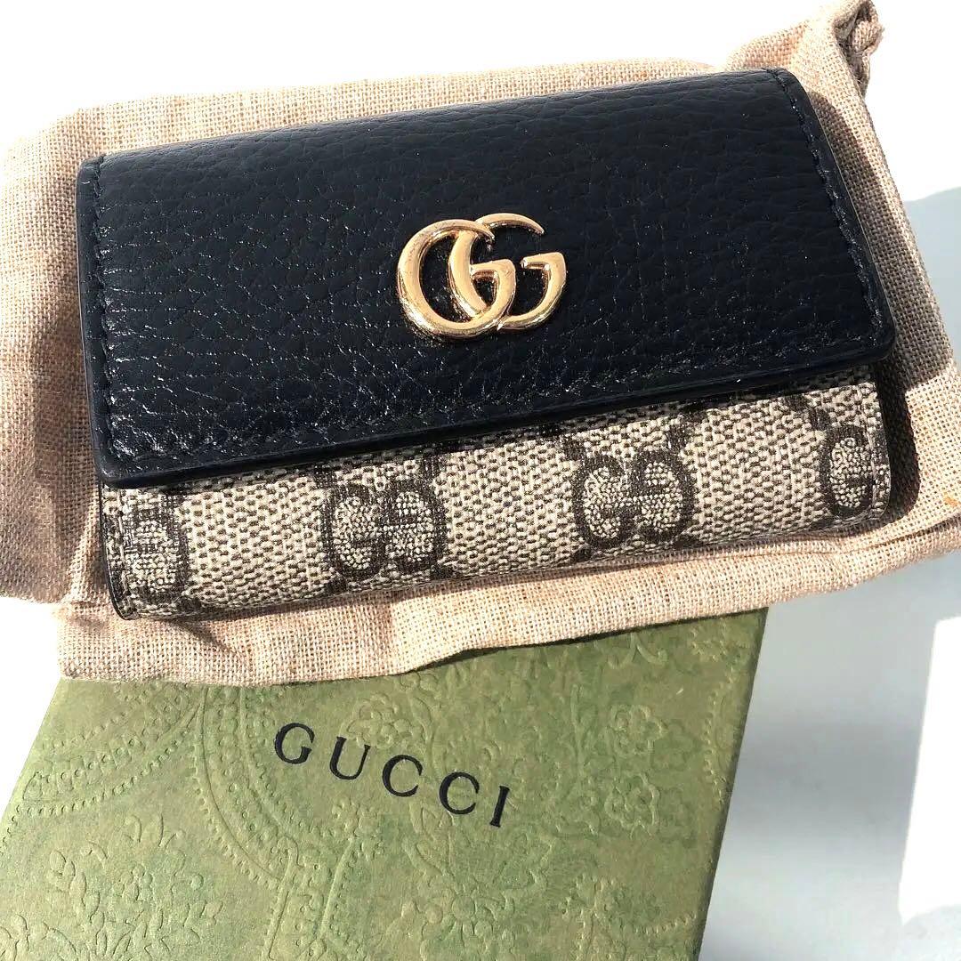s1675 美品 GUCCI キーケース GG 黒/ベージュ グッチ 箱付き