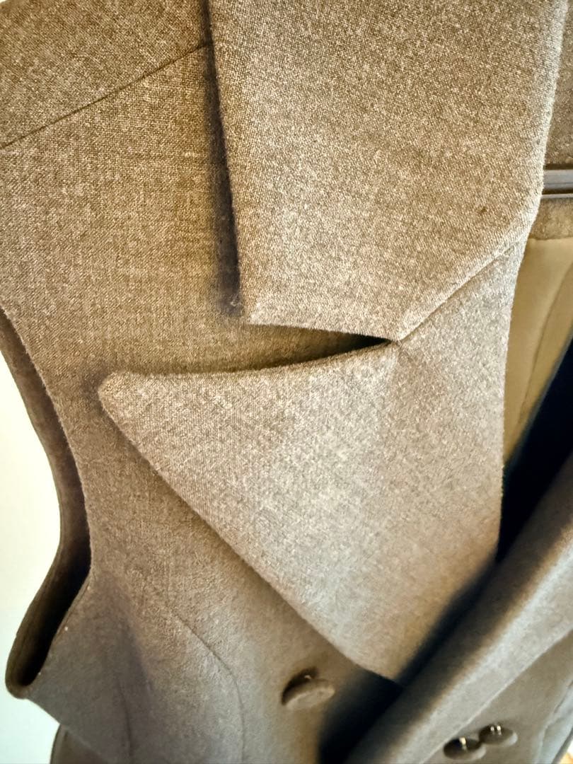 シーニュ グレー ダブルブレスト ベスト　スワンジレ