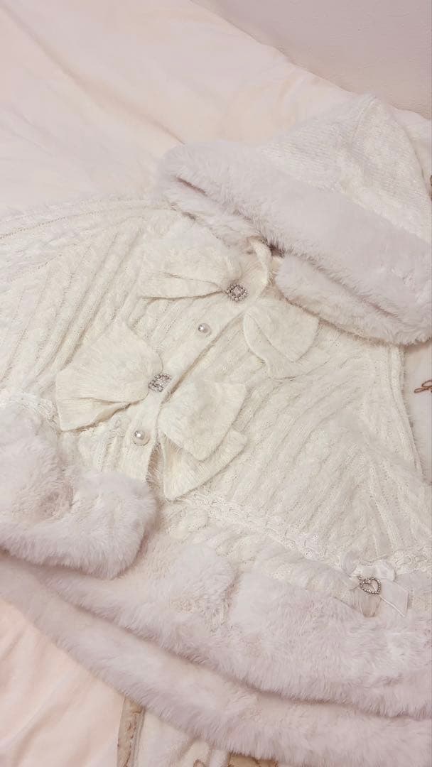 LIZLISA リズリサ ダブルリボンニットファーポンチョ ホワイト