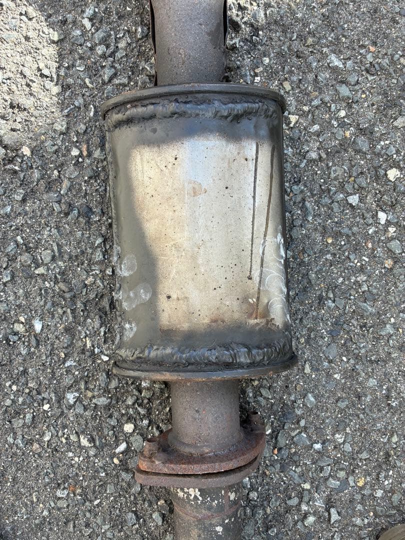 15マジェスタV8スチール製マフラー本体　リアピースありません