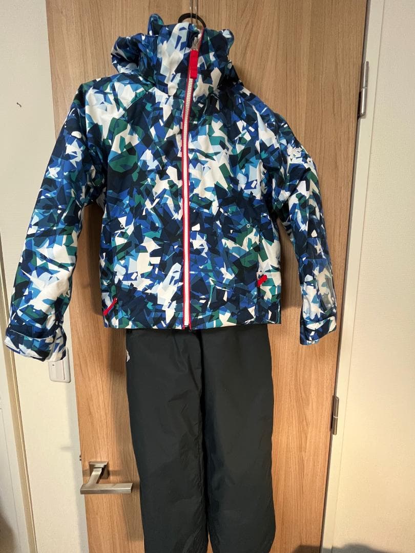 【美品】デサント スキーウェア 130 ジュニア 上下セット サイズ調節機能付