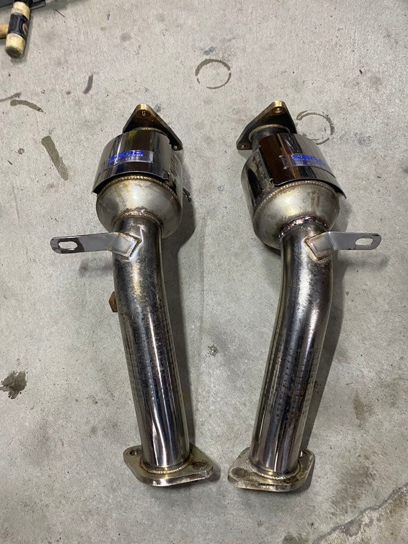 v36スカイライン　SARD スポーツキャタライザー