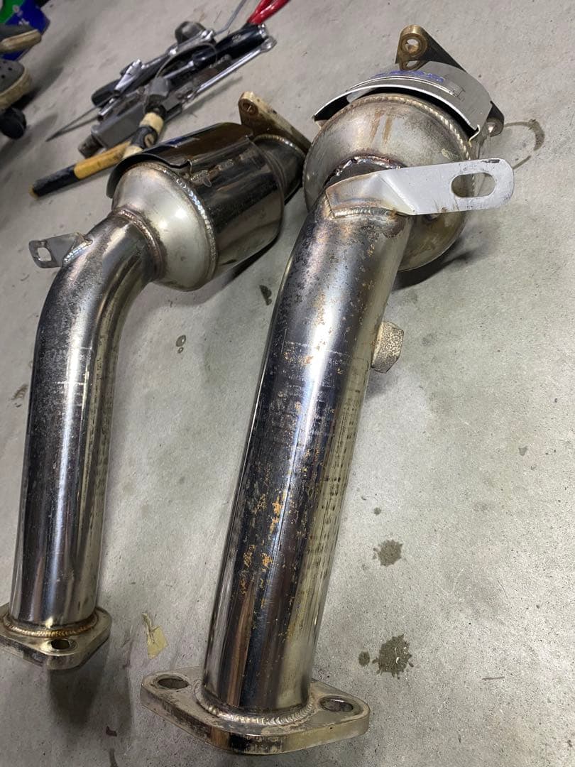 v36スカイライン　SARD スポーツキャタライザー