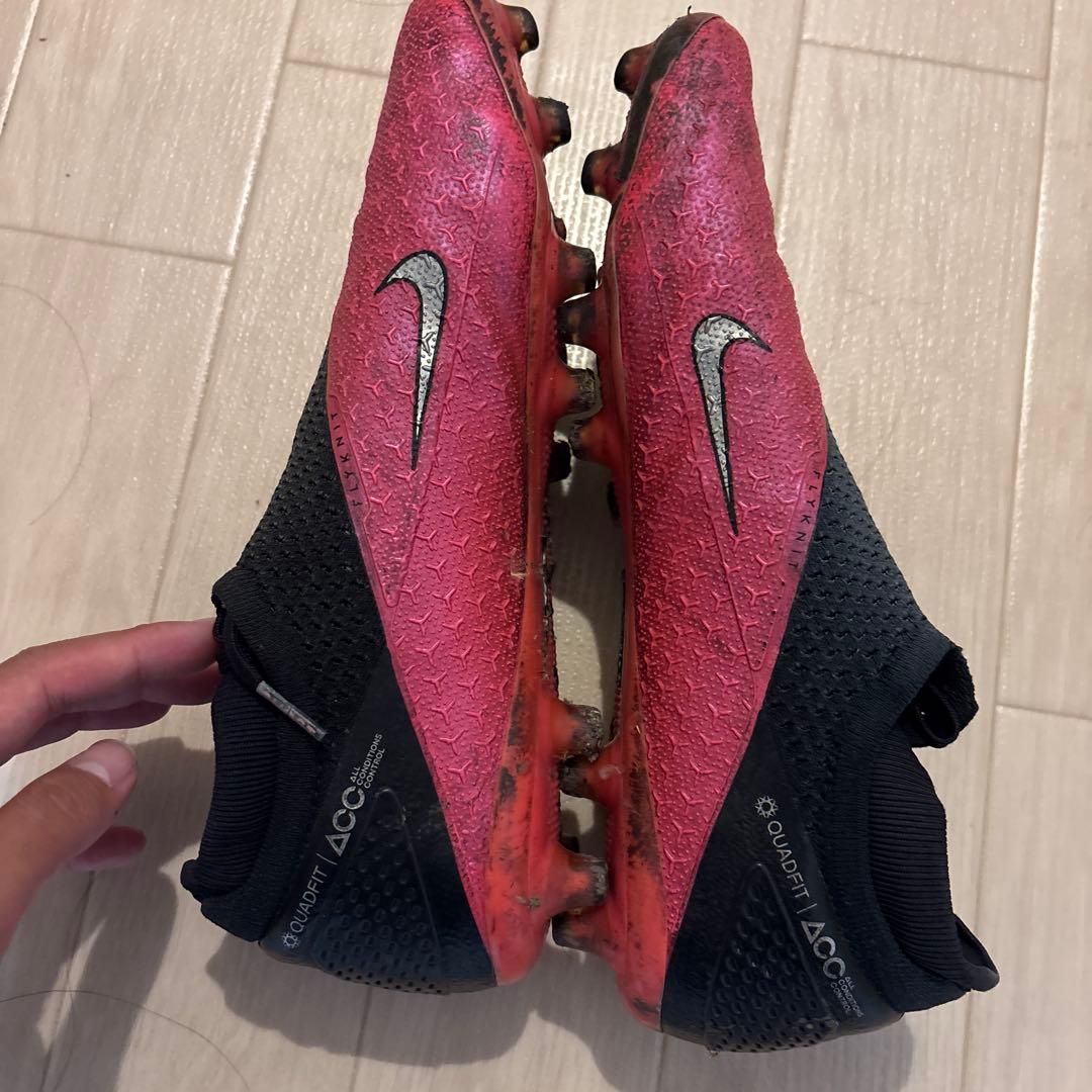 Nike Phantom ビジョンACCサッカーシューズ ピンク/黒28cm