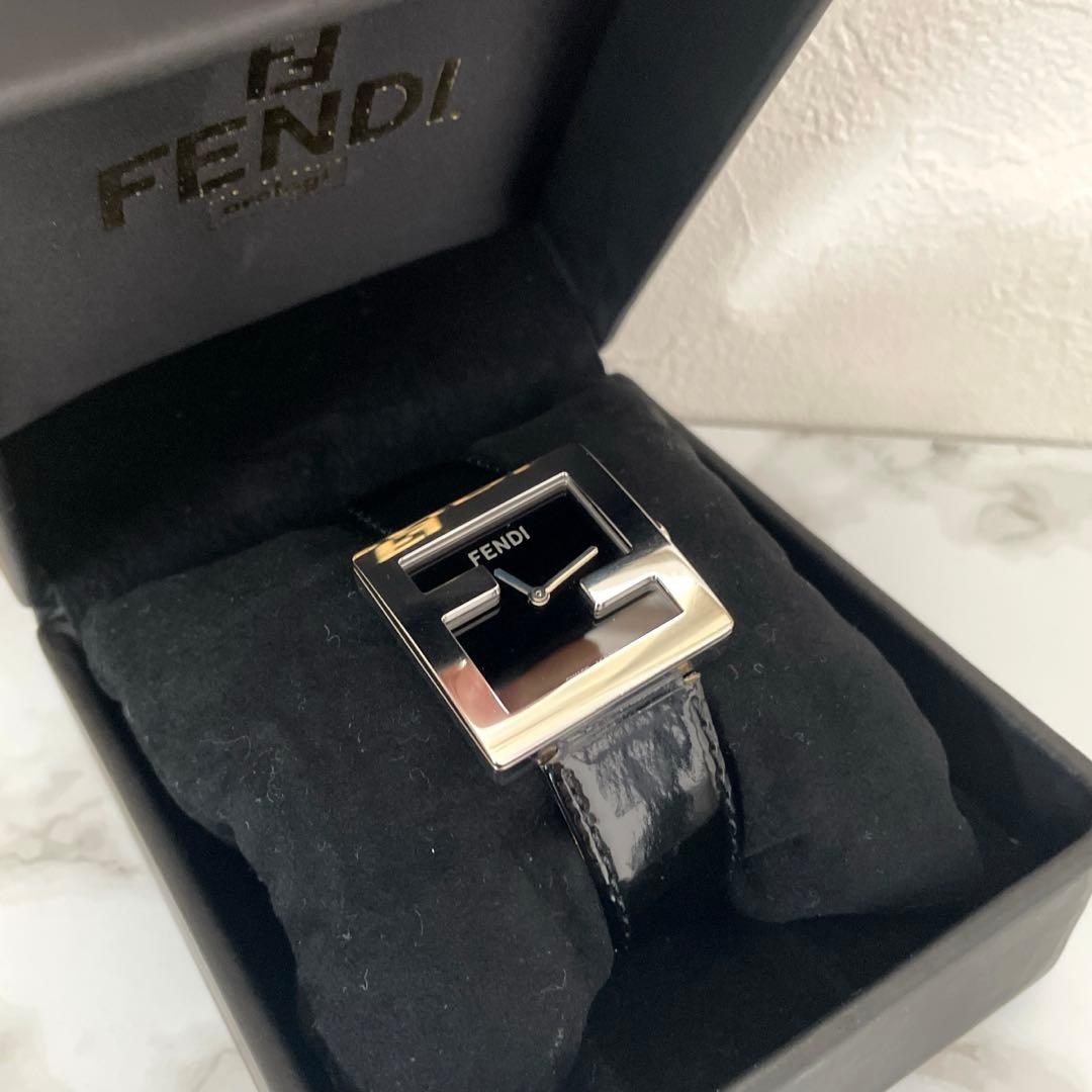 フェンディ　FENDI レディース　腕時計