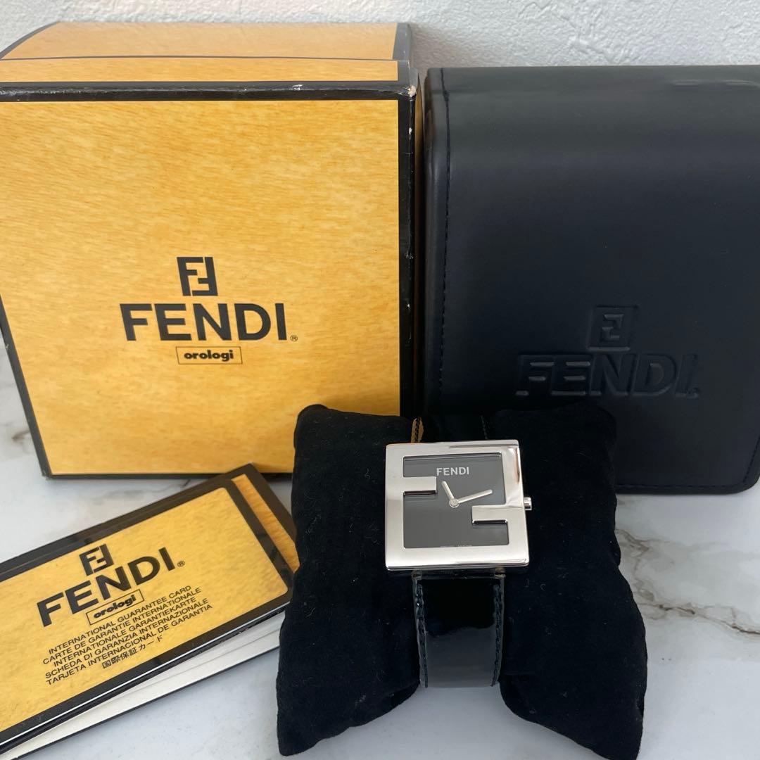 フェンディ　FENDI レディース　腕時計