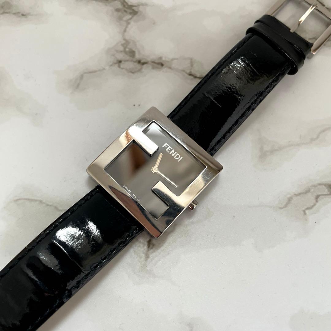 フェンディ　FENDI レディース　腕時計