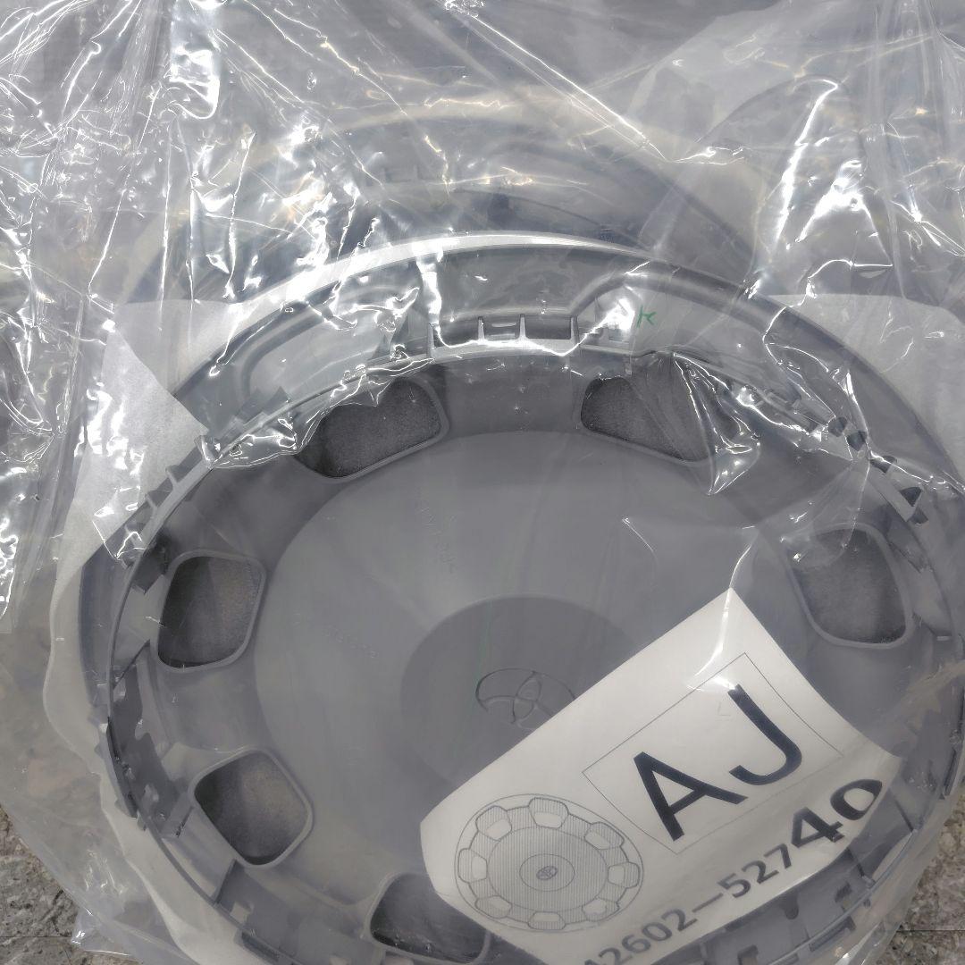 や*か様 トヨタ 15インチ スチールホイールとカバー2個