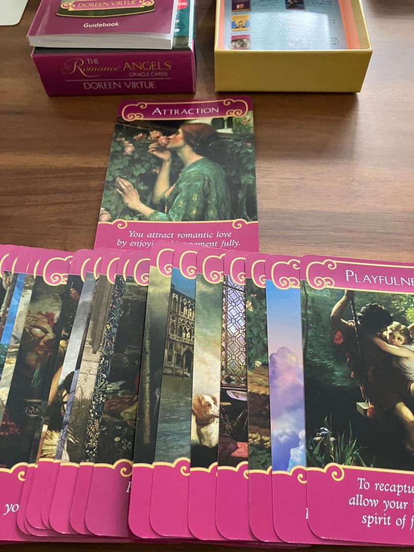 ロマンスエンジェルオラクルカード