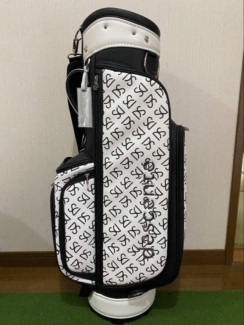 デサントゴルフ レディース キャディバッグ(8.5型) グラフィックデザイン