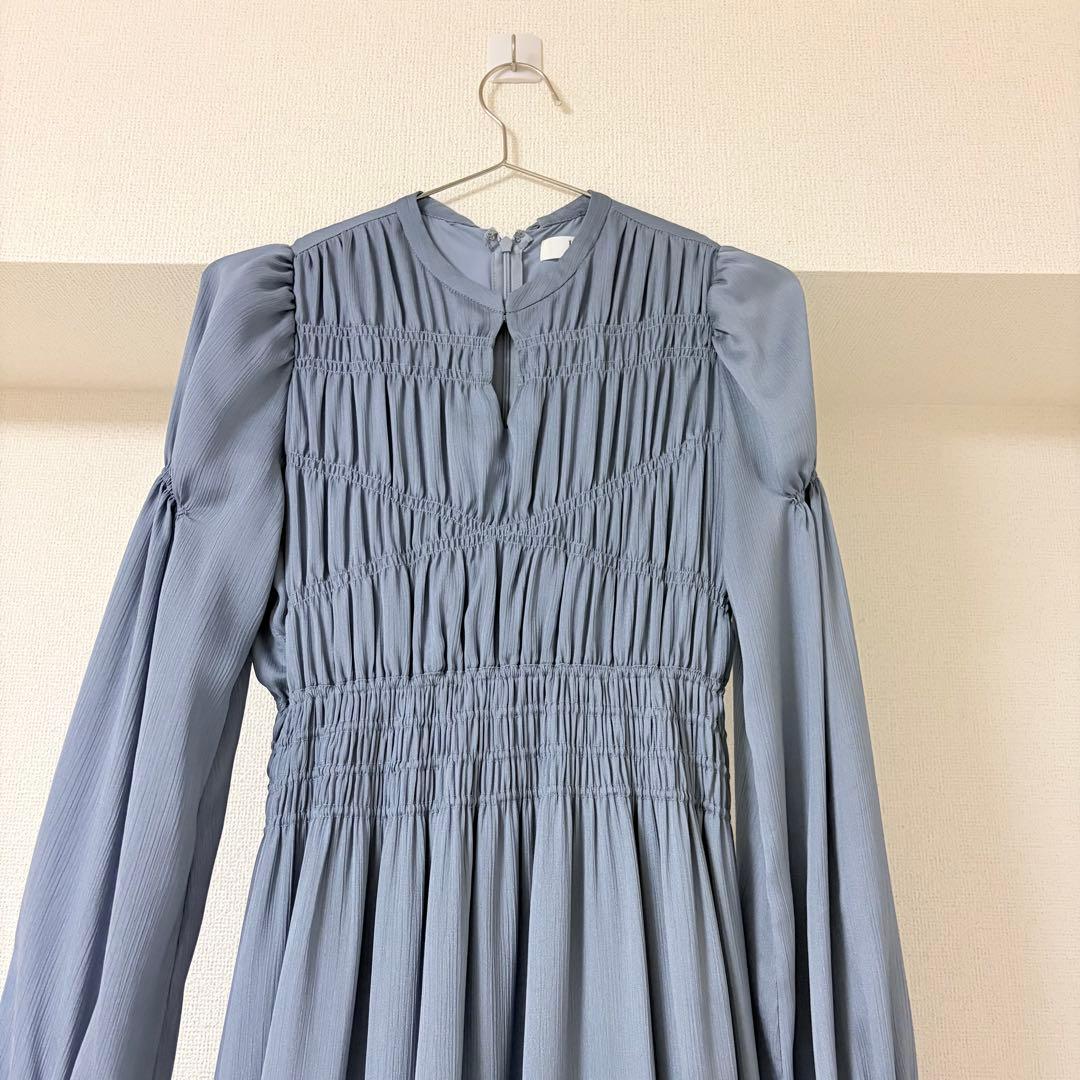 ワンピース herlipto Back Ribbon Tiered Satin Dress