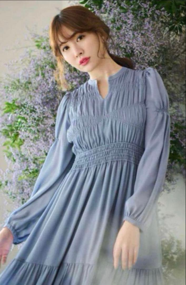 ワンピース herlipto Back Ribbon Tiered Satin Dress