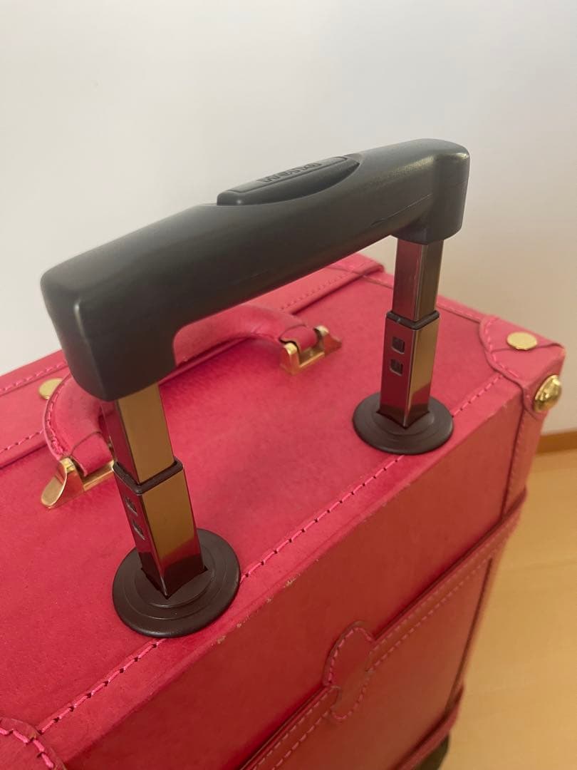 スーツケース　ピンク 合成皮革 23L
