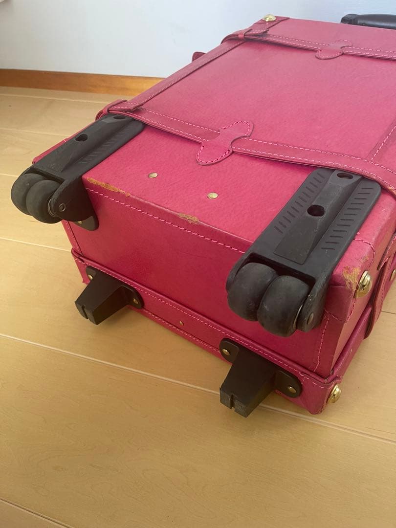 スーツケース　ピンク 合成皮革 23L