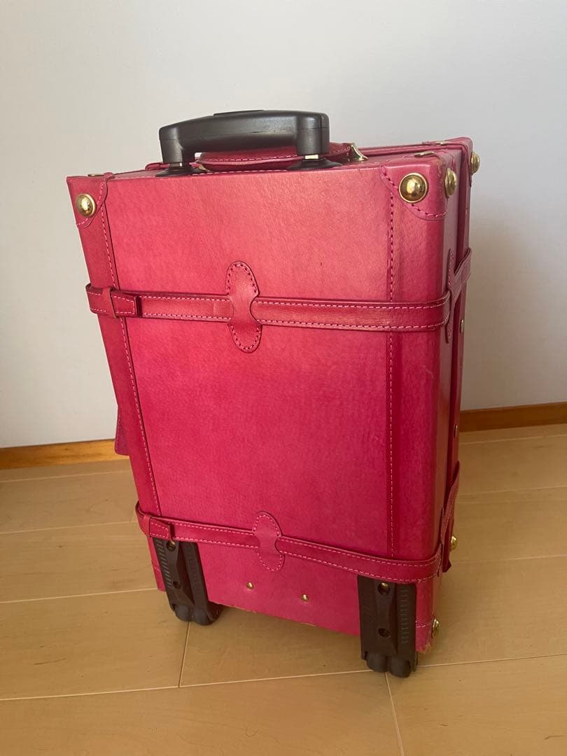 スーツケース　ピンク 合成皮革 23L