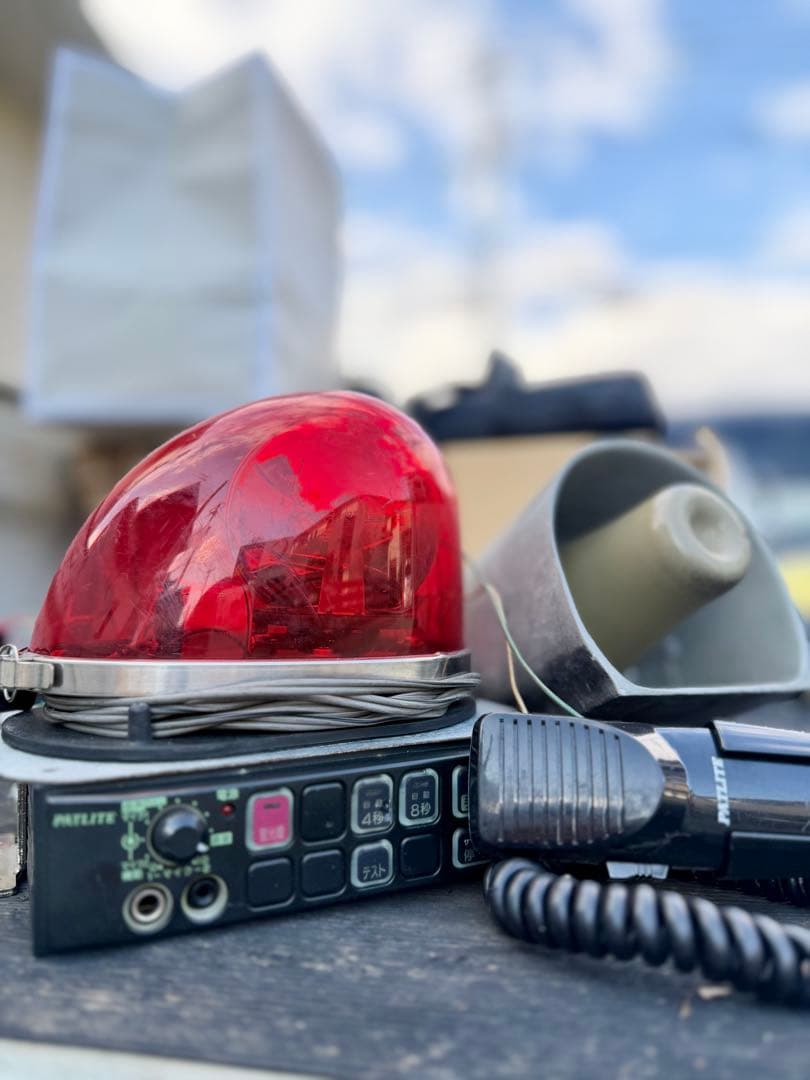 パトライト　サイレンアンプセット　12V 覆面仕様などに