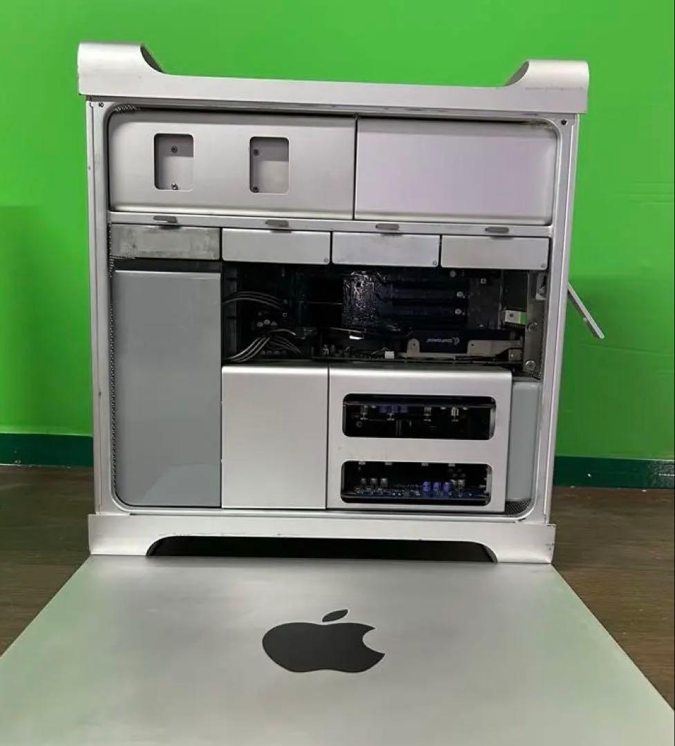 Apple Mac Pro シルバー