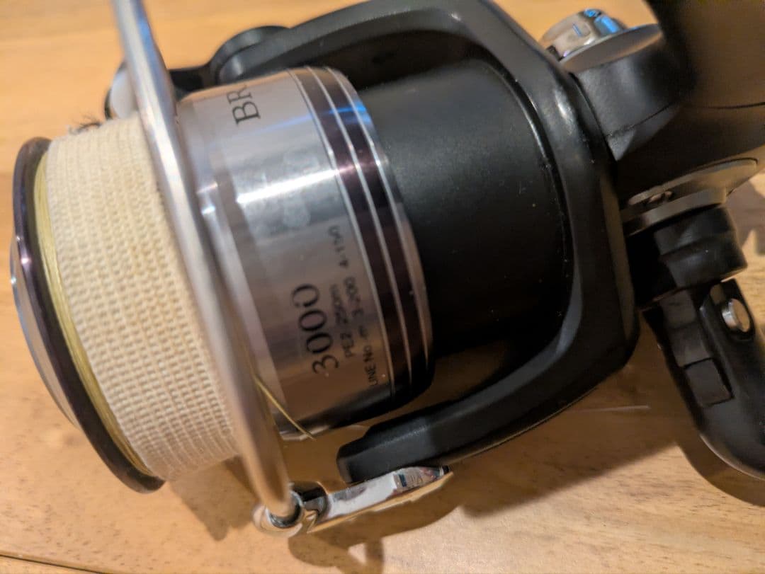 Daiwa BRADIA スピニングリール 3000