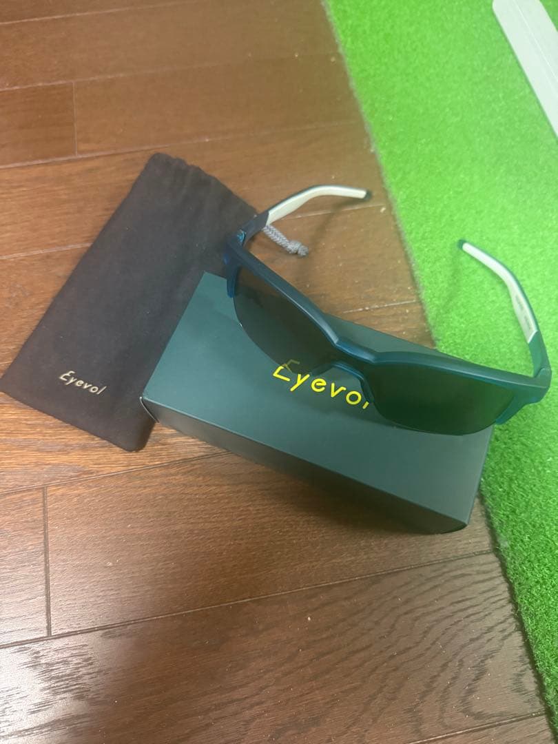 Eyevol FREDRIKSSON ブルー✖️ダークグレー